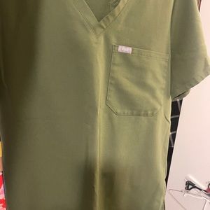 Moss green fig scrub set large